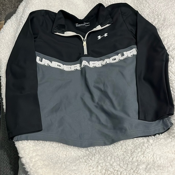 Boys Under Armour 1/4 zip - Picture 1 of 3